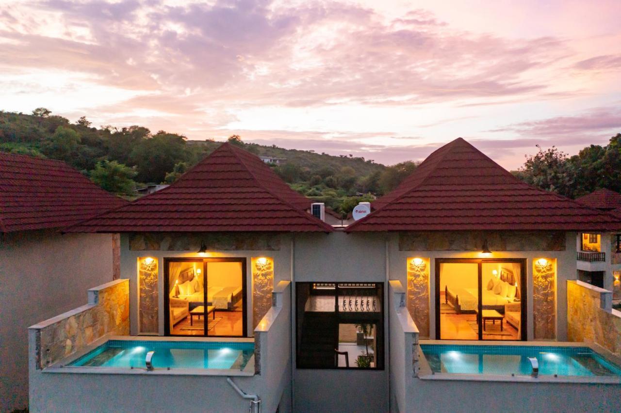 Sarasiruham Resort - Private Pool Villa In 烏代浦 外观 照片