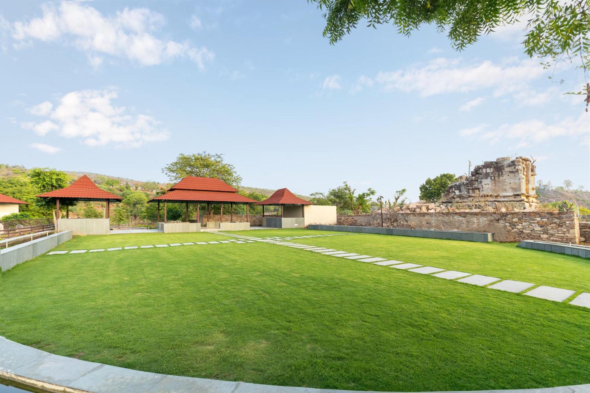 Sarasiruham Resort - Private Pool Villa In 烏代浦 外观 照片